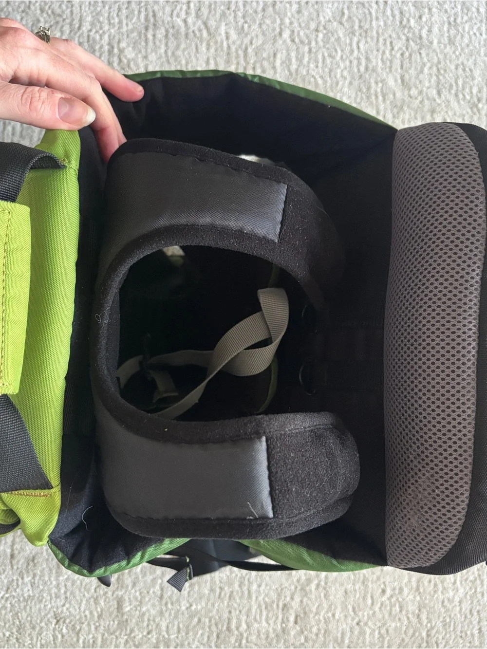Kelty Kids hiking carrier & Backpack for babies/toddlers